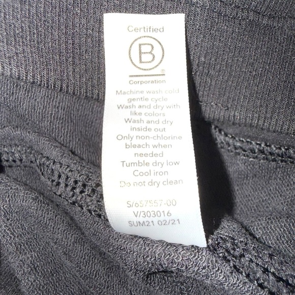 ATHLETA Balance 4” Shortie Shorts - Black Women’s 1X - Picture 11 of 11